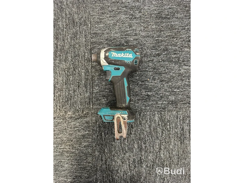 Skruvdragare Makita DDF 484 & slagskruvdragare Makita DTD 153
