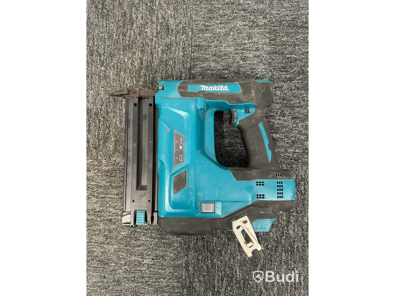 Dyckertpistol Makita DBN500