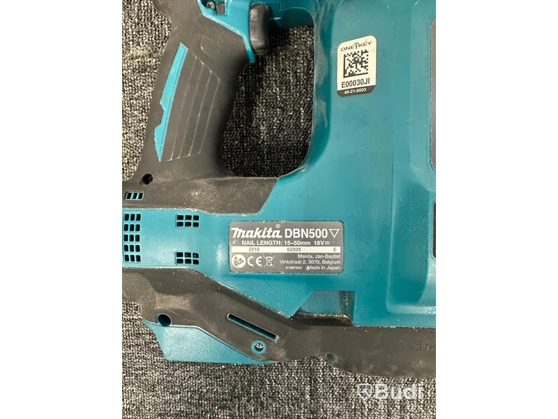 Dyckertpistol Makita DBN500