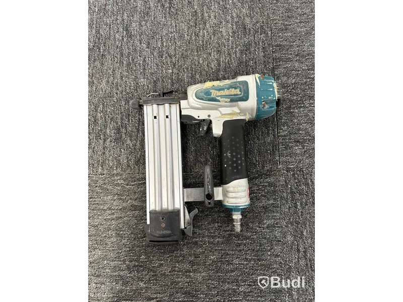Dyckertpistol Makita AF505