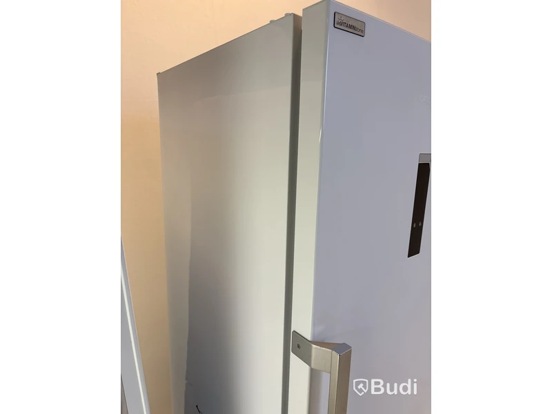 Kylskåp Grundig, GLRN 66820 W