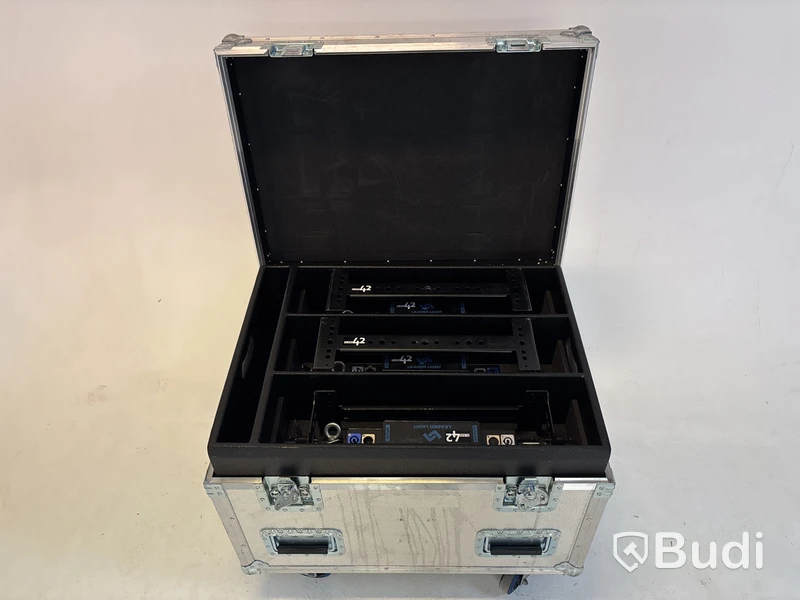 6 st. Stage Beam Leader Light inkl. Case Amptown.