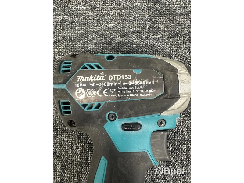 Slagskruvdragare Makita DTD153 och skruvdragare DDF484