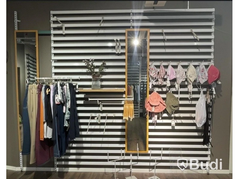 Barnklädesbutik "Strands" i Västerås (stort parti)