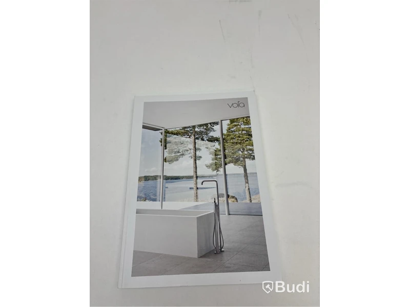 Parti med diverse böcker / coffee table books
