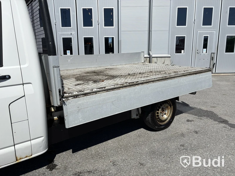 Flakbil Volkswagen Transporter 2.0 TDI -2011 | Tipp