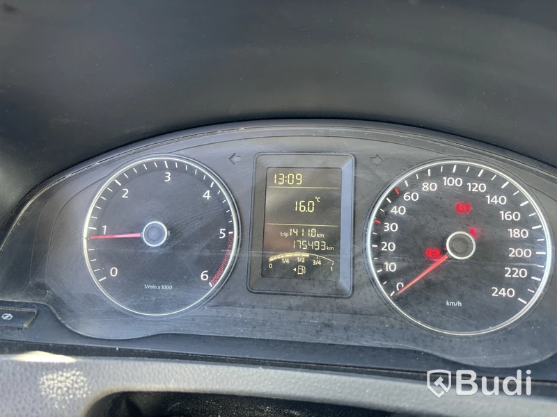 Flakbil Volkswagen Transporter 2.0 TDI -2011 | Tipp