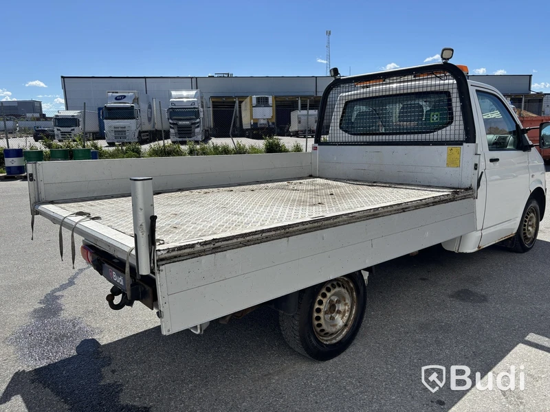Flakbil Volkswagen Transporter 2.0 TDI -2011 | Tipp