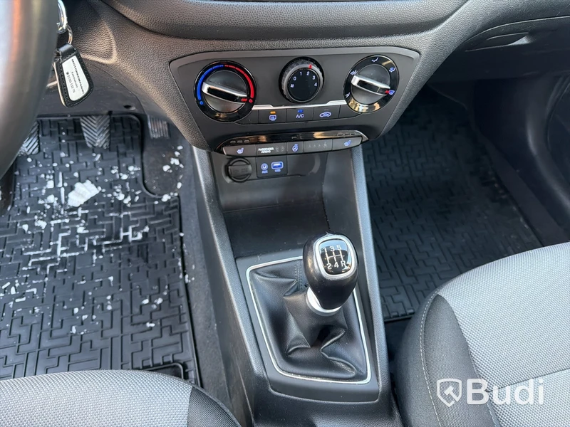 Hyundai  i20 1.2 (75hk) -2017