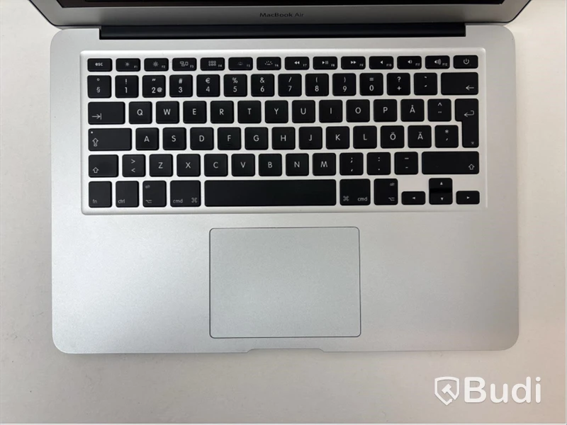 3 st. Bärbara datorer Apple MacBook Air, olika modeller
