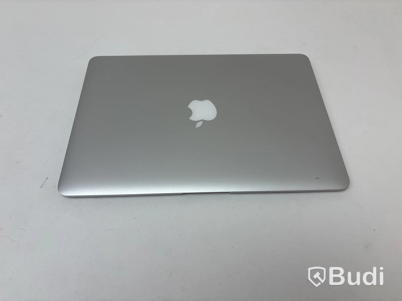 3 st. Bärbara datorer Apple MacBook Air, olika modeller