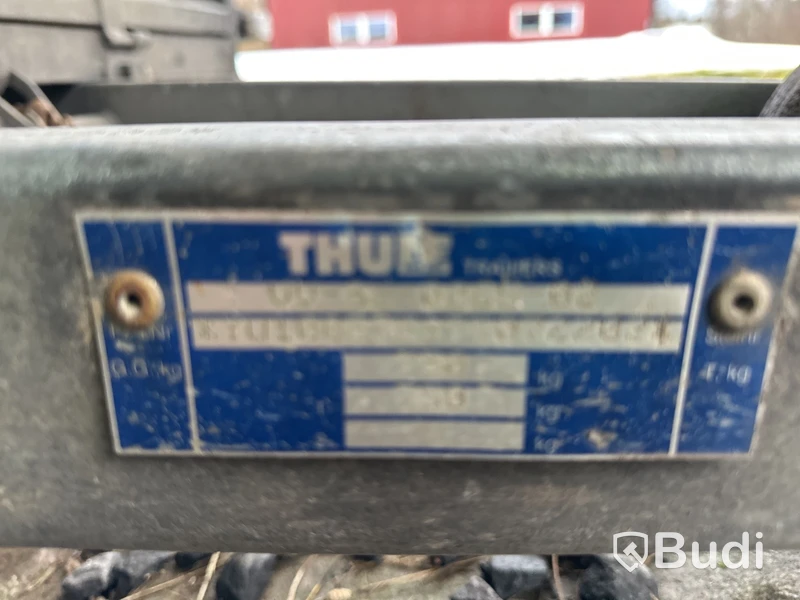 Släpvagn Thule M0750 med gallergrind, tippbart