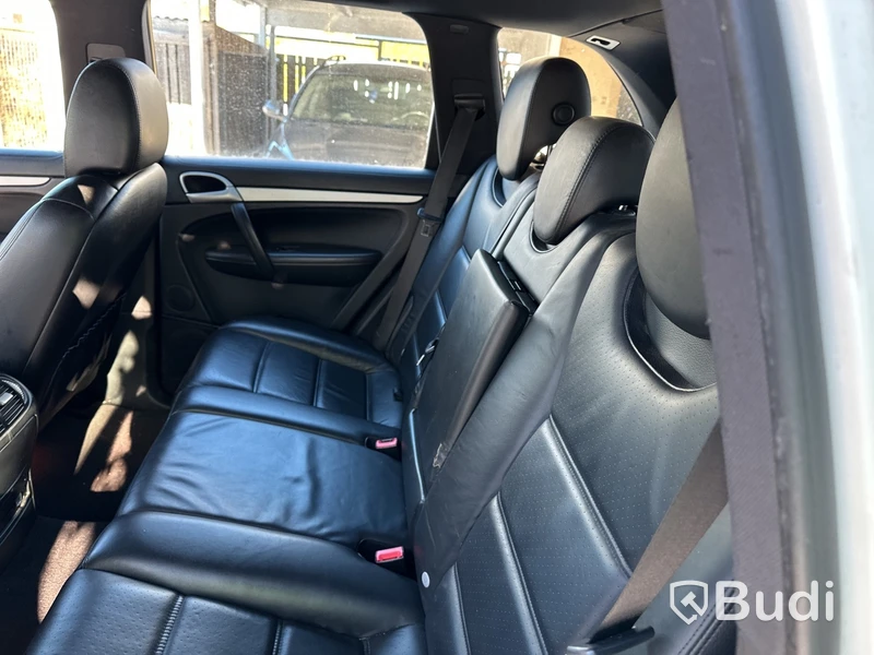 PORSCHE CAYENNE -2009 | DIESEL SUV