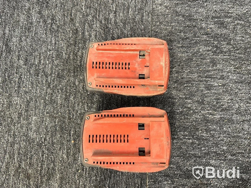 Batteriladdare Hilti C 4/36-ACS och 8st litiumjon batterier