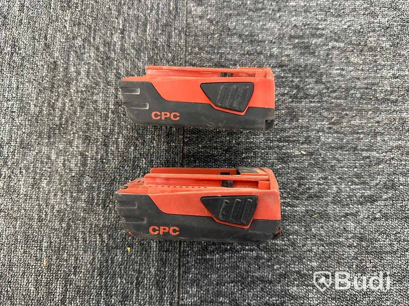Batteriladdare Hilti C 4/36-ACS och 8st litiumjon batterier