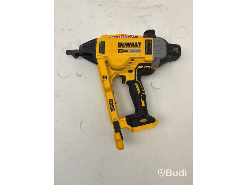 2 st. Spikpistoler Dewalt, DCN692