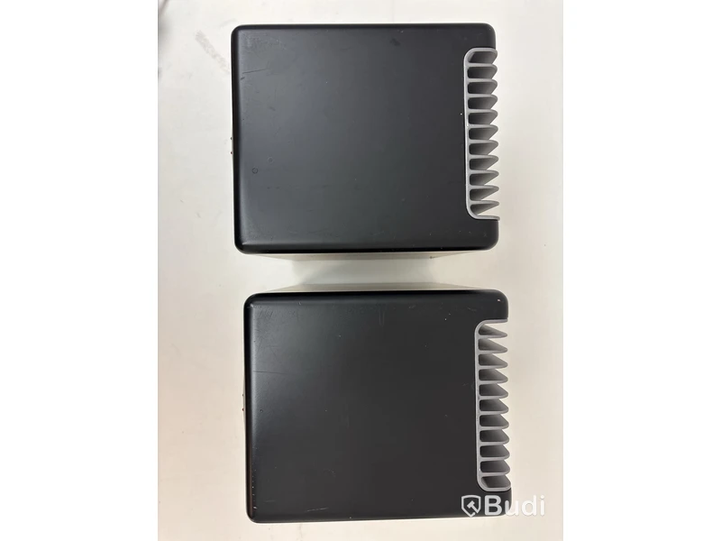 2 st. Högtalare Tapco S•5 inkl. stativ