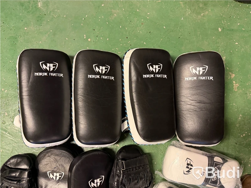 Boxningsset #1 - Nordic Fighter, handskar och mittsar