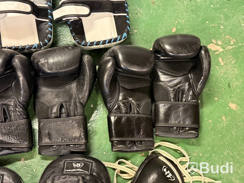 Boxningsset #5 - Nordic Fighter, handskar och mittsar