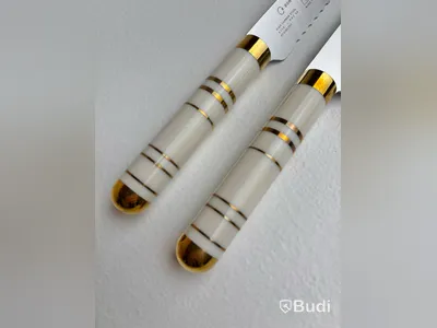 Kockkniv och brödkniv Bon Centuri, Oyster white.