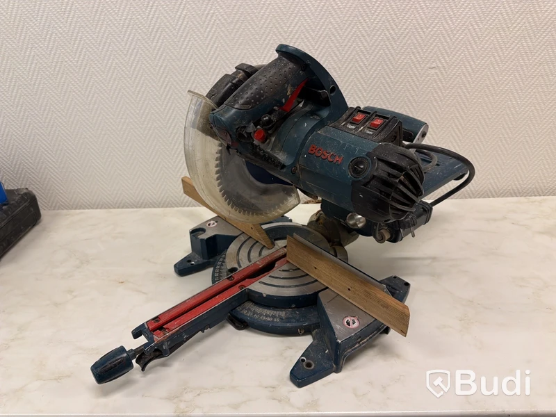 Kap- & gersåg Bosch GCM85