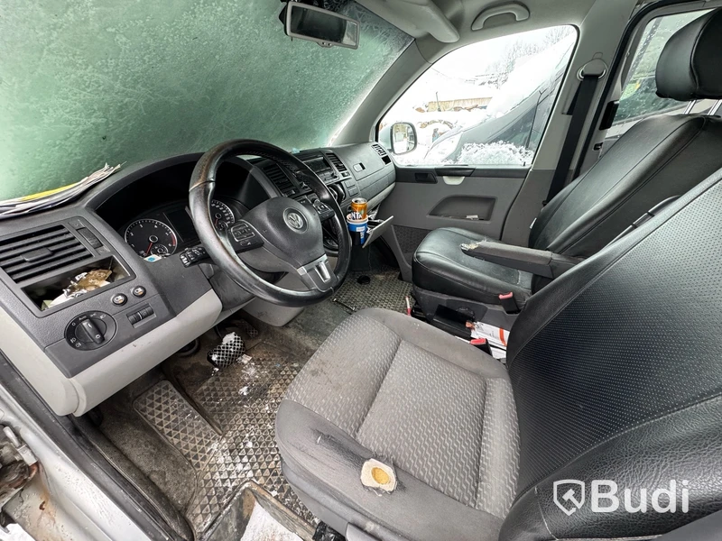 Skåpbil Volkswagen Transporter | 4Motion | Reparationsobjekt