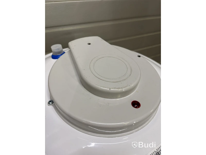 VARMVATTENBEREDARE NEMI V-150L