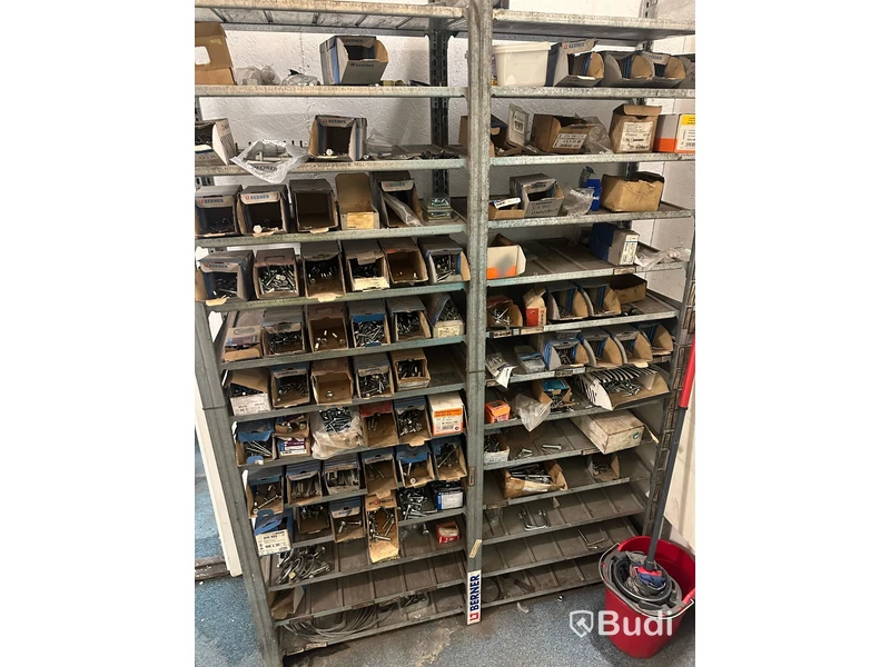 Hyllsektioner med allt innehåll, se bilder