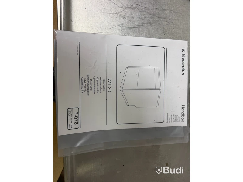 Underbänkdiskmaskin Electrolux WashTech 30