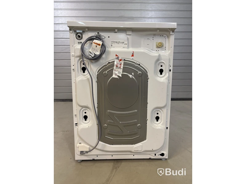 Tvättmaskin Bosch Serie 4, med Iron Assist.