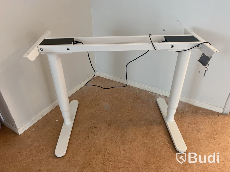 Höj- och sänkbart skrivbordsstativ IKEA Bekant
