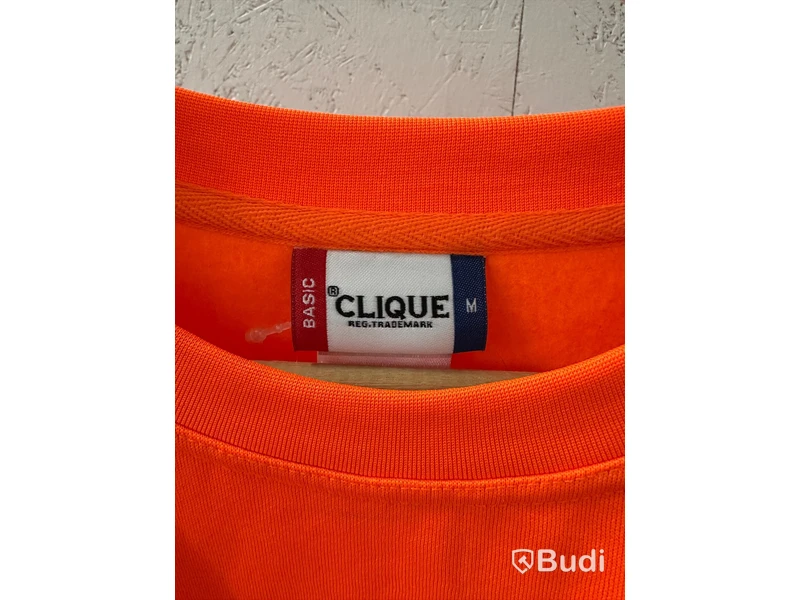 2 st. Tröjor, stl. XS & M, Clique, visibility orange.