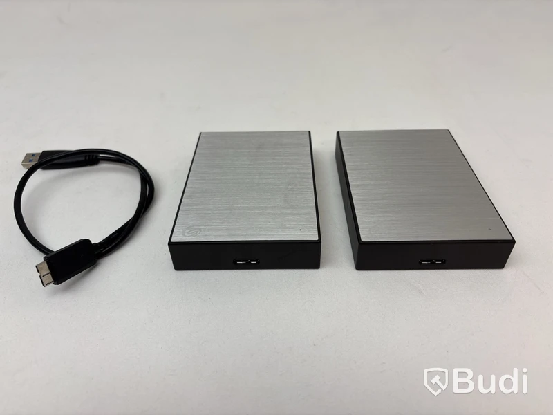 2 st. externa hårddiskar Seagate One Touch á 4TB