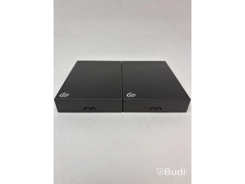 2 st. externa hårddiskar Seagate One Touch á 4TB