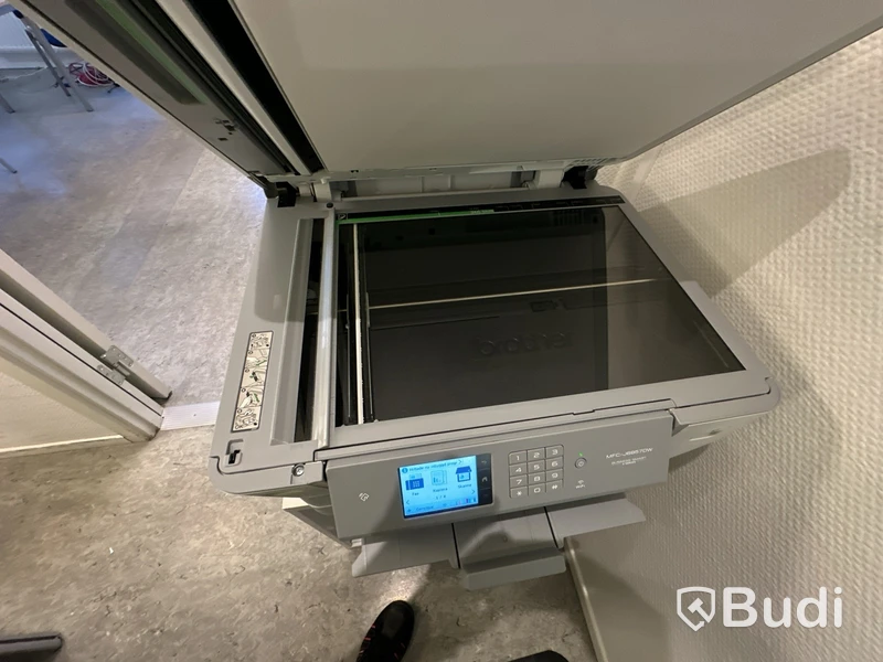 Skrivare Brother MFC-J695DW, WiFi