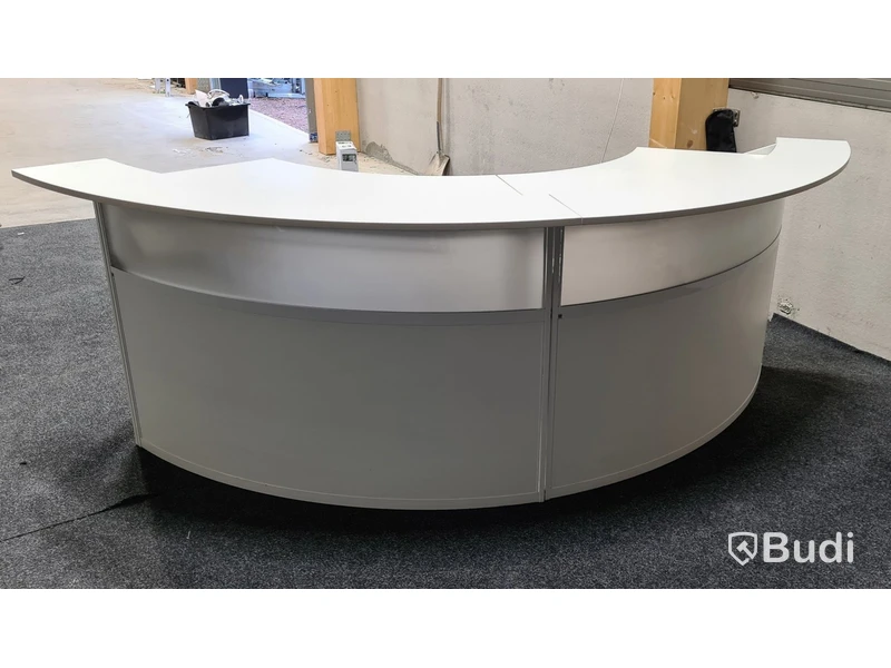 Böjd receptionsdisk