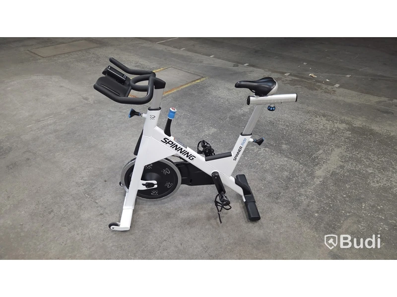 2 st spinningscyklar från Precor