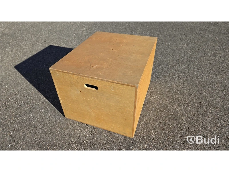 2 st plyoboxar, naturlig träfärg