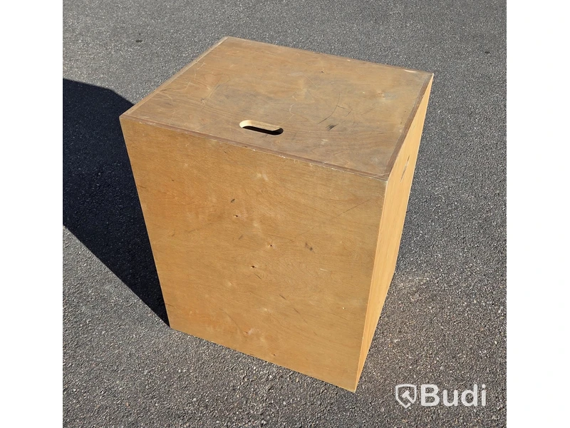 2 st plyoboxar, naturlig träfärg