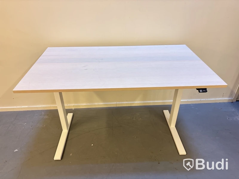 Höj- och sänkbart skrivbord Linak
