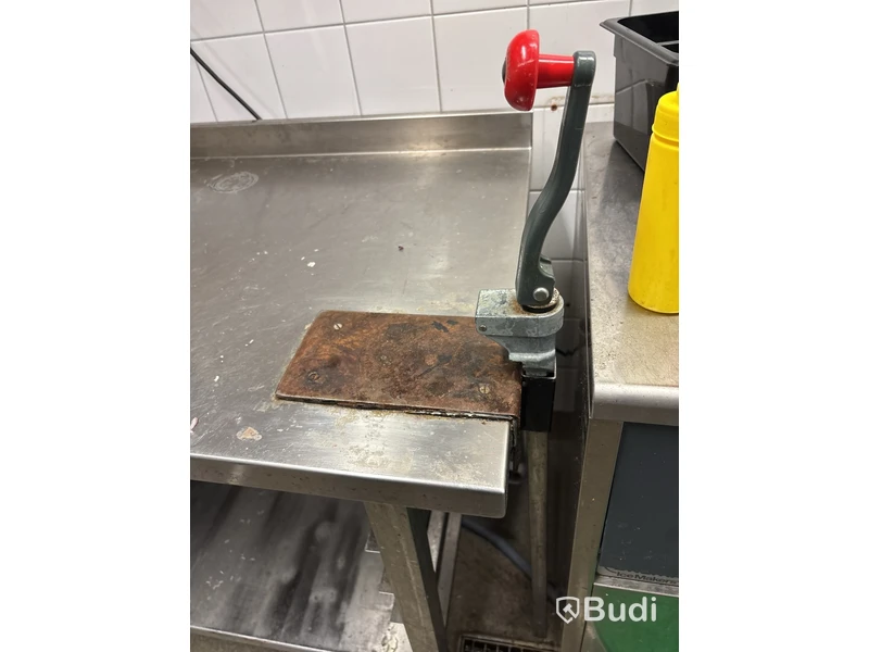 Rostfri bänk