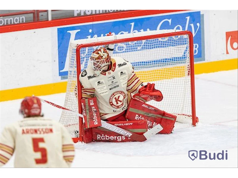 #31 Carl Malmqvist - Borta