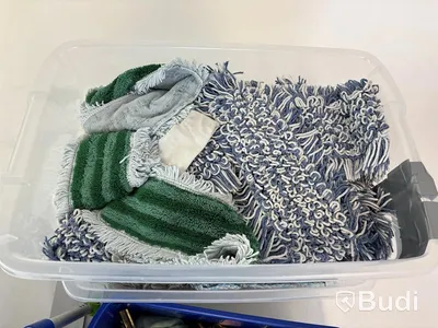 Parti med diverse städmaterial