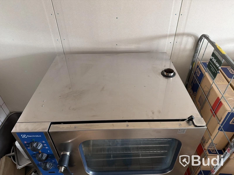 Varmluftsugn Electrolux ECF/E6-0 400V med stativ