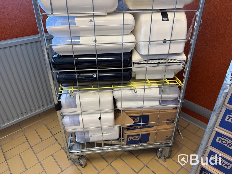 Pappershandduksdispensrar / toalettpappershållare – blandade modeller
