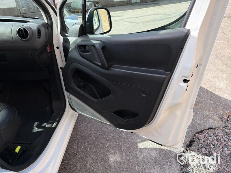 Peugeot Partner 1.6 BlueHDI Skåp (100hk) -2017