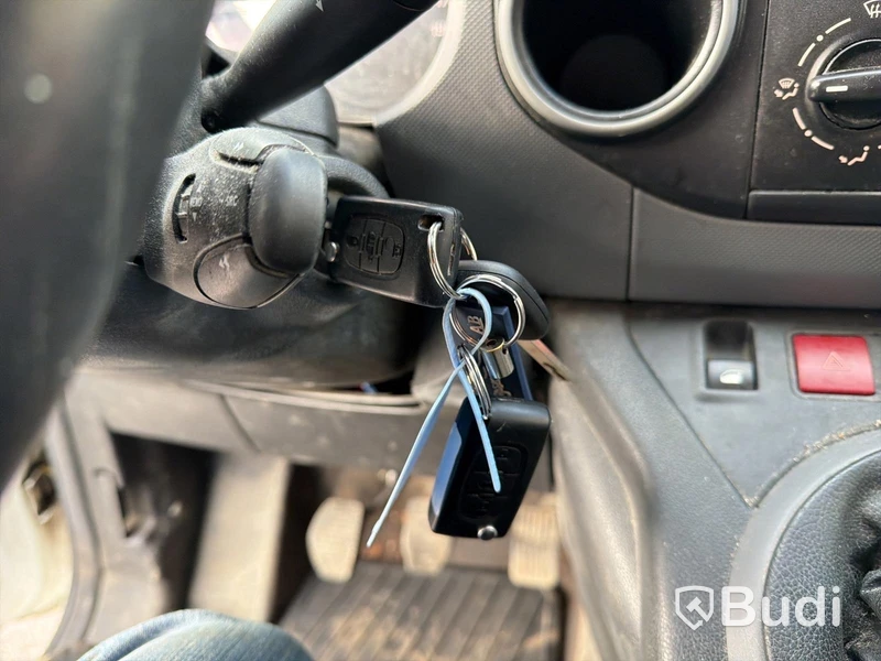Peugeot Partner 1.6 BlueHDI Skåp (100hk) -2017