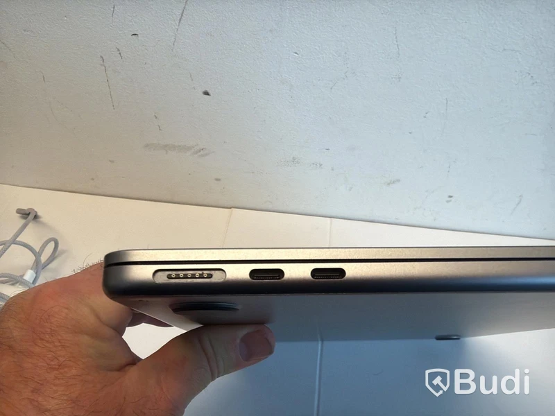 Laptop Apple MacBook Air, M2, 16 GB RAM
