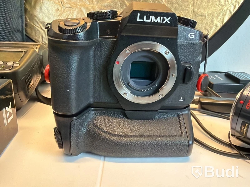 Systemkamera Lumix med tillbehör