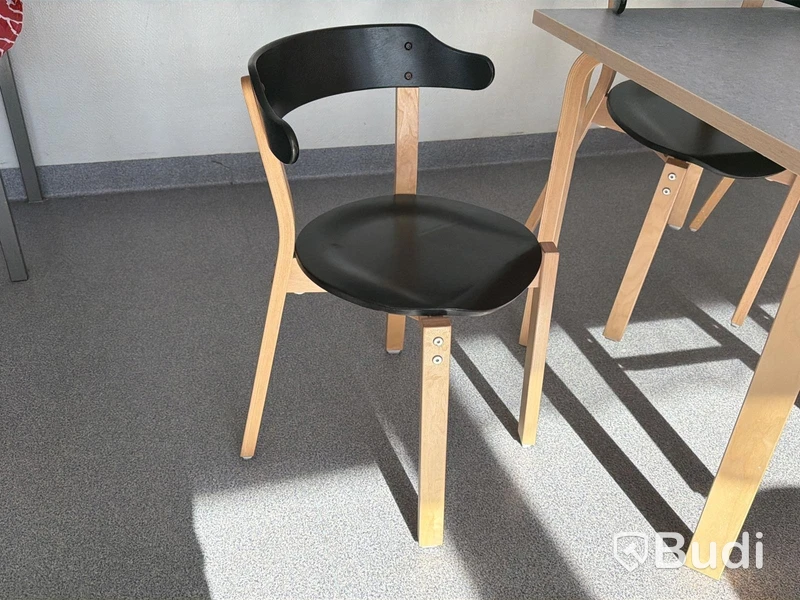 Matsalsmöbler, bord och stolar - 7 bord samt 36 stol, Lekolar